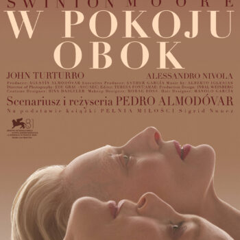 W pokoju obok