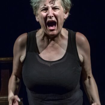 Zastygając w bezruchu