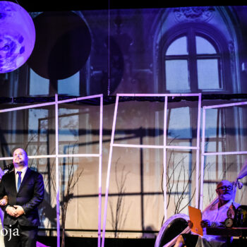 LOT NAD JASKÓŁCZYM czyli między nami wariatami